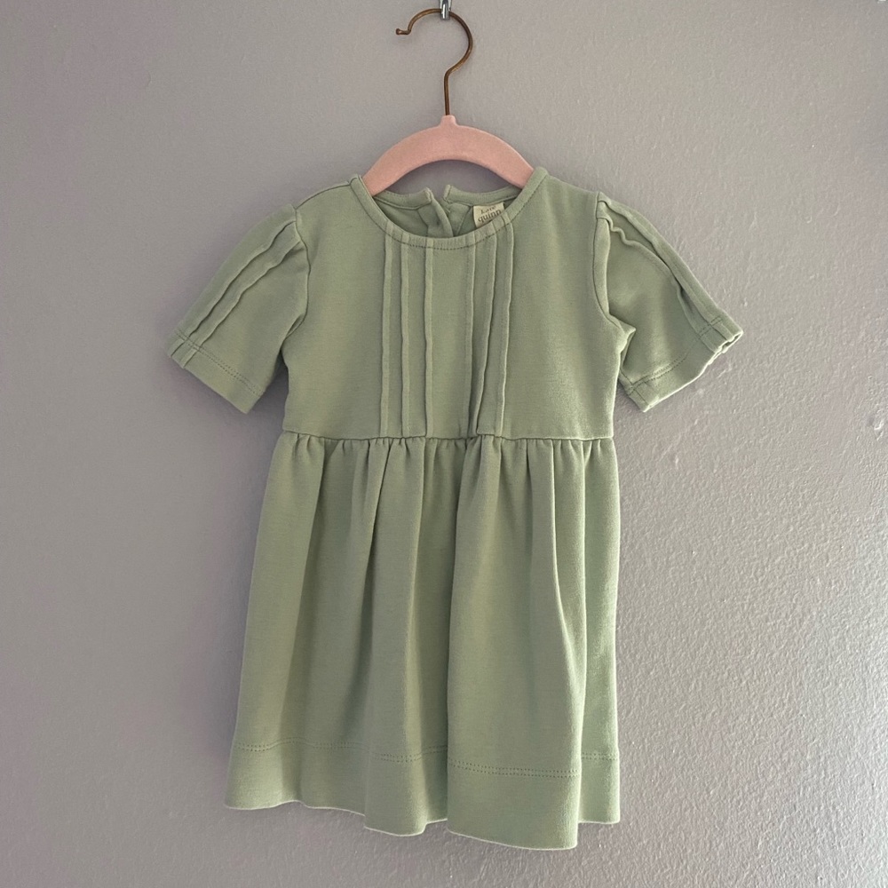 Kate Quinn - blue dress